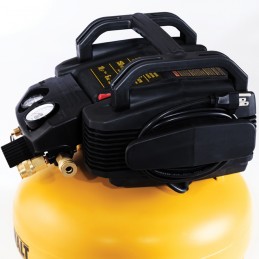 Compresor Direct Drive 22 Litros Con Pistola Manguera Y Coples Dewalt DWD2002M-WK DWD2002M-WK DEWALT