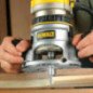 Router 1/2" y 1/4" 1,300 W 24,500 rpm DEWALT DW616 Router 1/2" y 1/4" 1,300 W 24,500 rpm DEWALT DW616