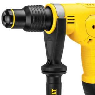Martillo Demoledor SDS Max 1-9/16" 1,050 W 7.1 J 0-3,150 gpm DEWALT D25810K-B3