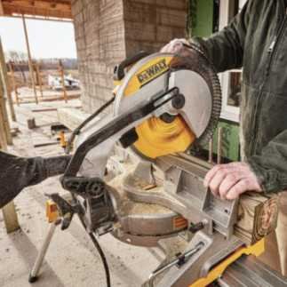 Sierra de Inglete 12" 1,600 W 4,000 rpm DEWALT DWS715