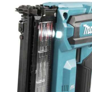Clavadora 15-40 mm 40 V MAKITA FN001GZ