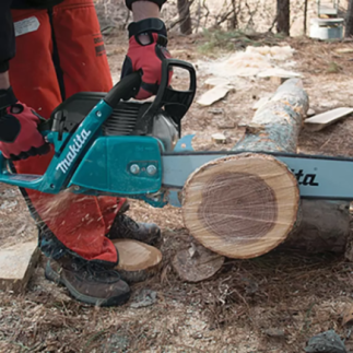 Motosierra 60. 7 Cc 530 Mm 24" 3. 4 Kw 4. 6 Hp Cadena 3/8" Diente Makita EA6100P60E