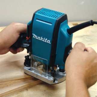 Router 1/4" 900 W 27,000 rpm + guía recta MAKITA RP0900