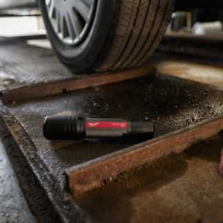 Linterna De Enfoque Deslizante Redlithium Usb De 2000 L