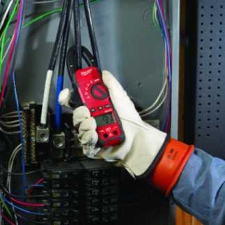 Medidor De Corriente 400 A 600 Volts Milwaukee 2235-20
