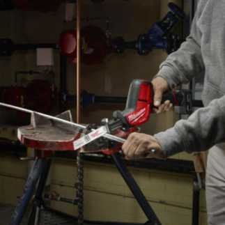 Sierra Sable Hackzall M12  Kit Con Bateria Redlithium Xc 4.0 & MIL2520-21XC