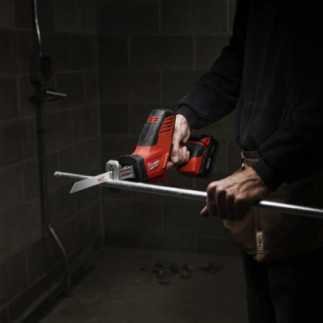 Sierra Reciproca 18 Volts 0-3000 Spm Milwaukee 2625-20