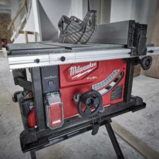Sierra De Mesa  8-1/4'' Milwaukee 2736-21HD