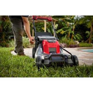 Podadora 21" 3 en 1 18 V FUEL + 2 baterías HD 12.0 Milwaukee 2823-22HD