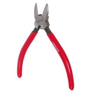 Pinza corte al ras para plástico y materiales no ferroso con mango rubber grip 6" Urrea 212G