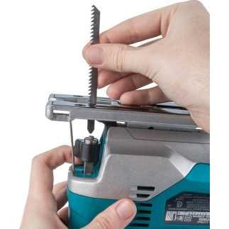 Sierra Caladora 650 Watts Makita JV0600K
