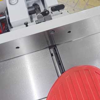 Canteadora de Banco 6" 1 Hp 3 Navajas 110/220 V + base