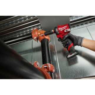 Llave de Impacto Compacta 1/2" 12 V FUEL + 2 baterías + estuche MILWAUKEE 2563-22