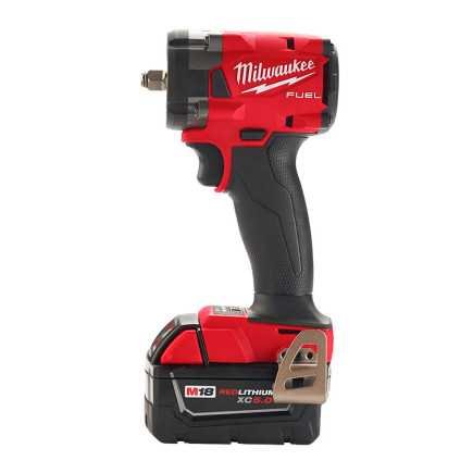 Llave De Impacto Compacta 3/8" 18 V Fuel + 2 Baterías 5 A MILWAUKEE MIL2854-22R