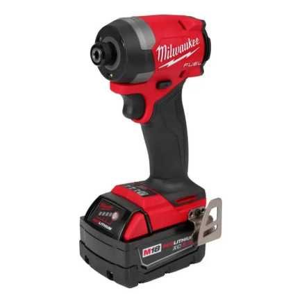 Atornillador De Impacto 1/4" 18 V Fuel + 2 Baterías 5 A