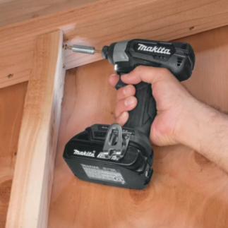 Combo Taladro 1/2" + Atornillador 1/4" 18 V + 2 baterías 2 A Makita CX200RB