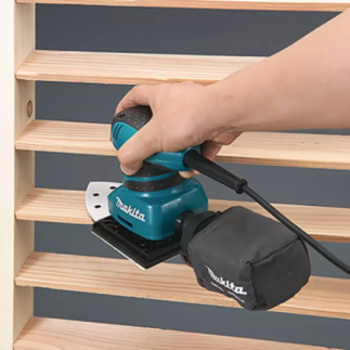 Lijadora de Acabados 1/4 de hoja 200 W + base triangular MAKITA BO4565