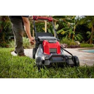 Podadora 21" 3 en 1 18 V FUEL + 2 baterías HD 12.0 Milwaukee 2823-22HD