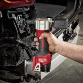 Remachadora inalambrica M12 2 bateriias MILWAUKEE 2550-22