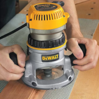 Router 1/2" y 1/4" 1,300 W 24,500 rpm DEWALT DW616